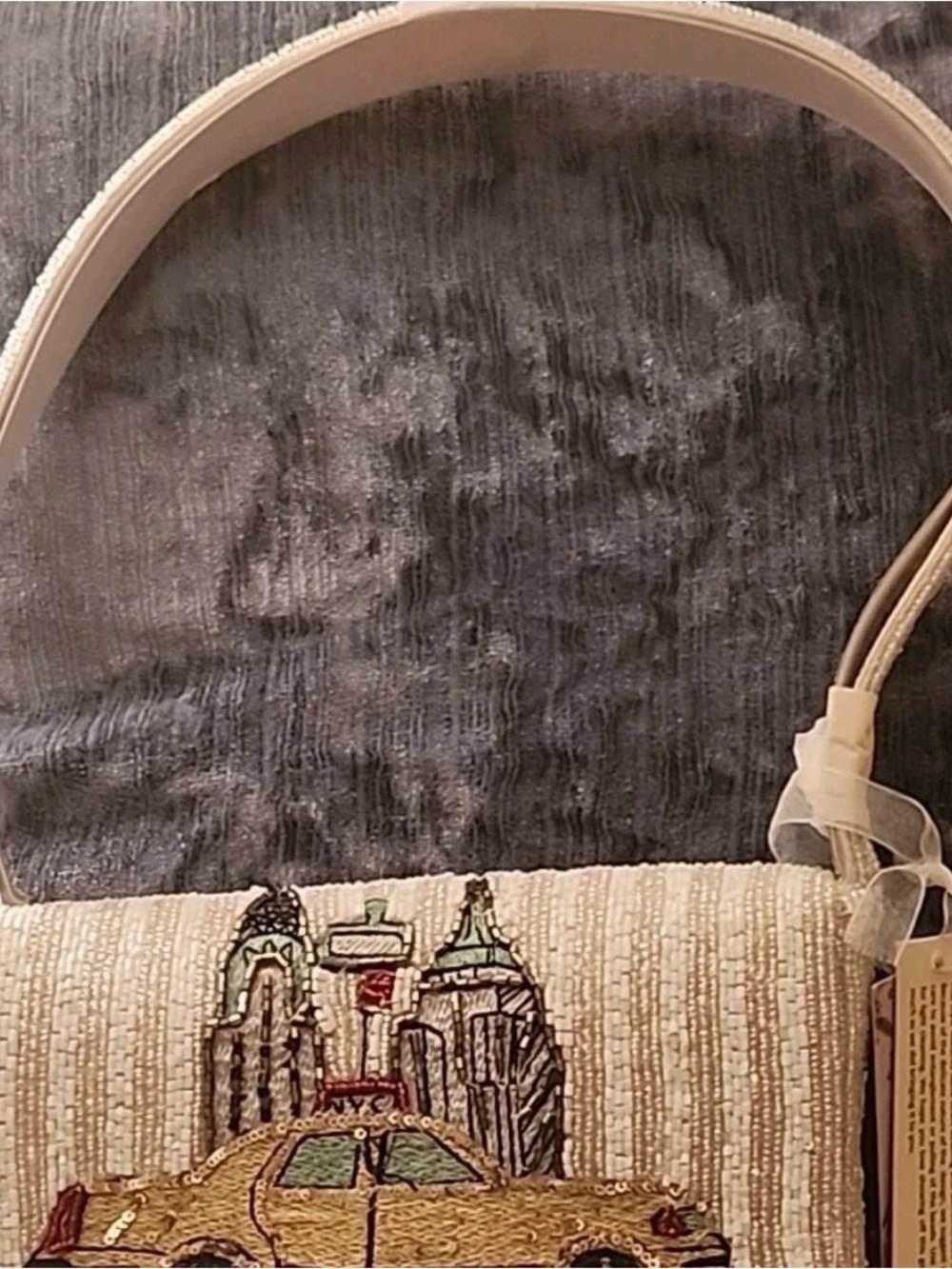 Embroidered Beige New York City Taxi Beaded Bag(BNWT)